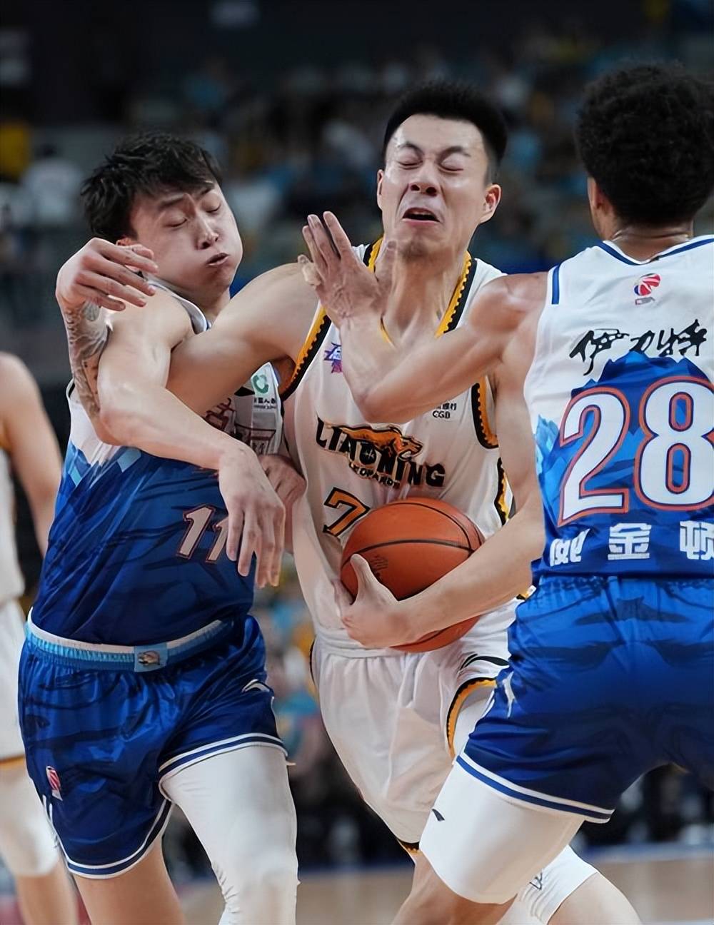 辽宁队送给对手惨败,实力强劲(辽宁队送给对手惨败,实力强劲的球员) 辽宁队送给对手惨败,实力强劲(辽宁队送给对手惨败,实力强劲的球员)