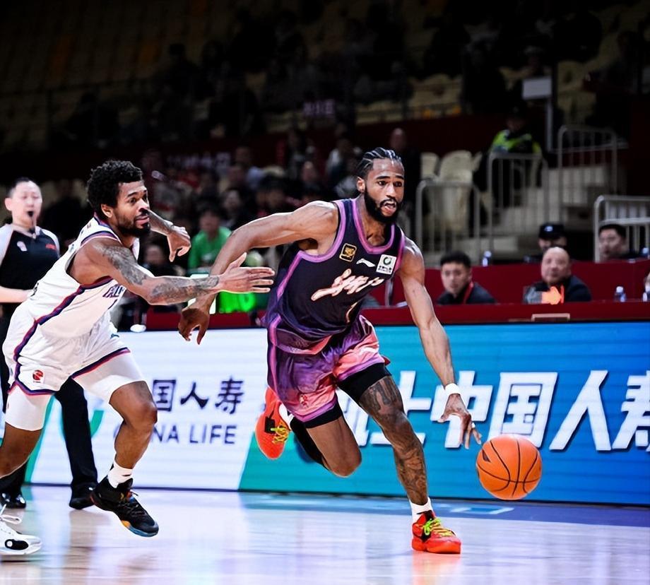 陕西男篮激战取胜,阵容精彩!(陕西男篮激战取胜,阵容精彩比赛) 陕西男篮激战取胜,阵容精彩!(陕西男篮激战取胜,阵容精彩比赛)