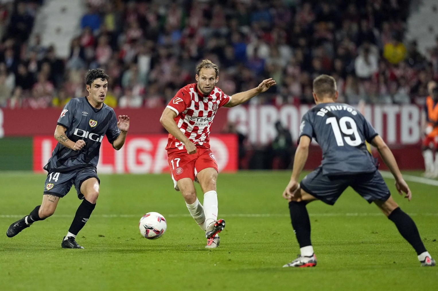 巴西球员在欧洲联赛表现出色备战国际比赛 巴西球员在欧洲联赛表现出色备战国际比赛