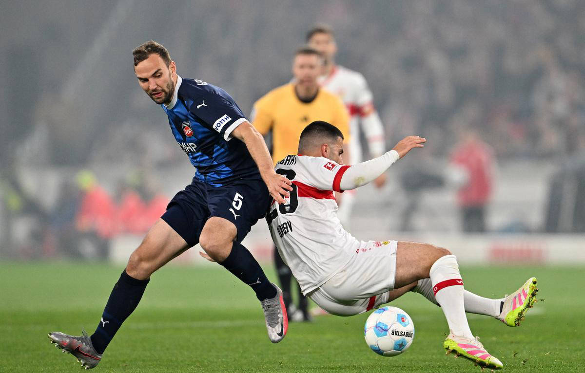 od体育培训-斯图加特主场梦幻大胜门兴，豪取联赛领先的简单介绍