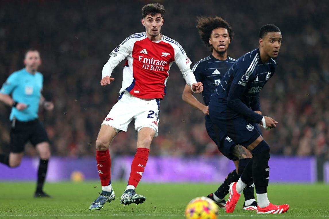 阿森纳主场胜利,英超豪门冲击前四的简单介绍 阿森纳主场胜利,英超豪门冲击前四的简单介绍