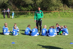 od体育直播-蒙特雷后防联动升级，力求限制对方攻势