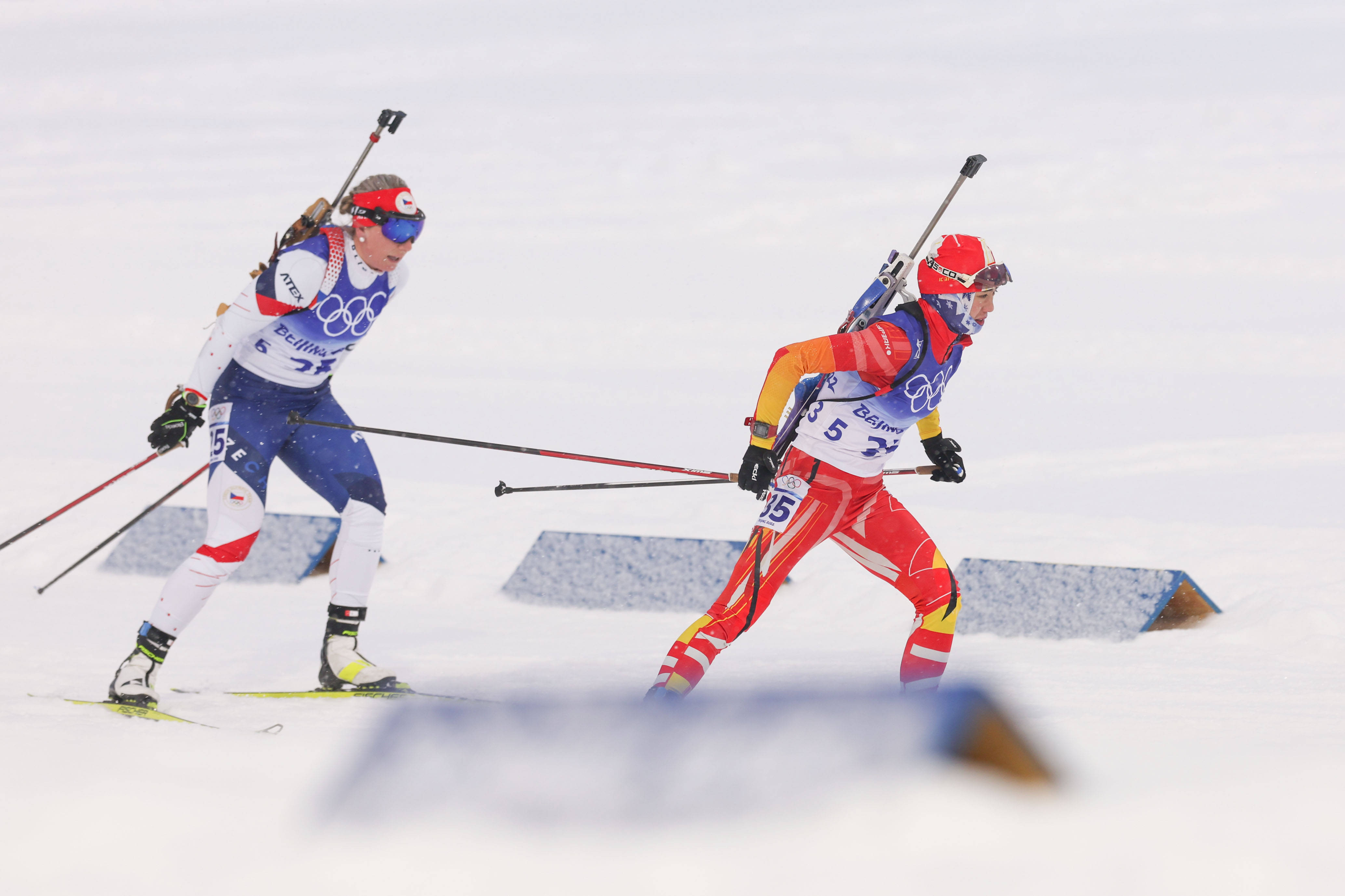 包含斯洛伐克田径选手力挺前行的词条 包含斯洛伐克田径选手力挺前行的词条