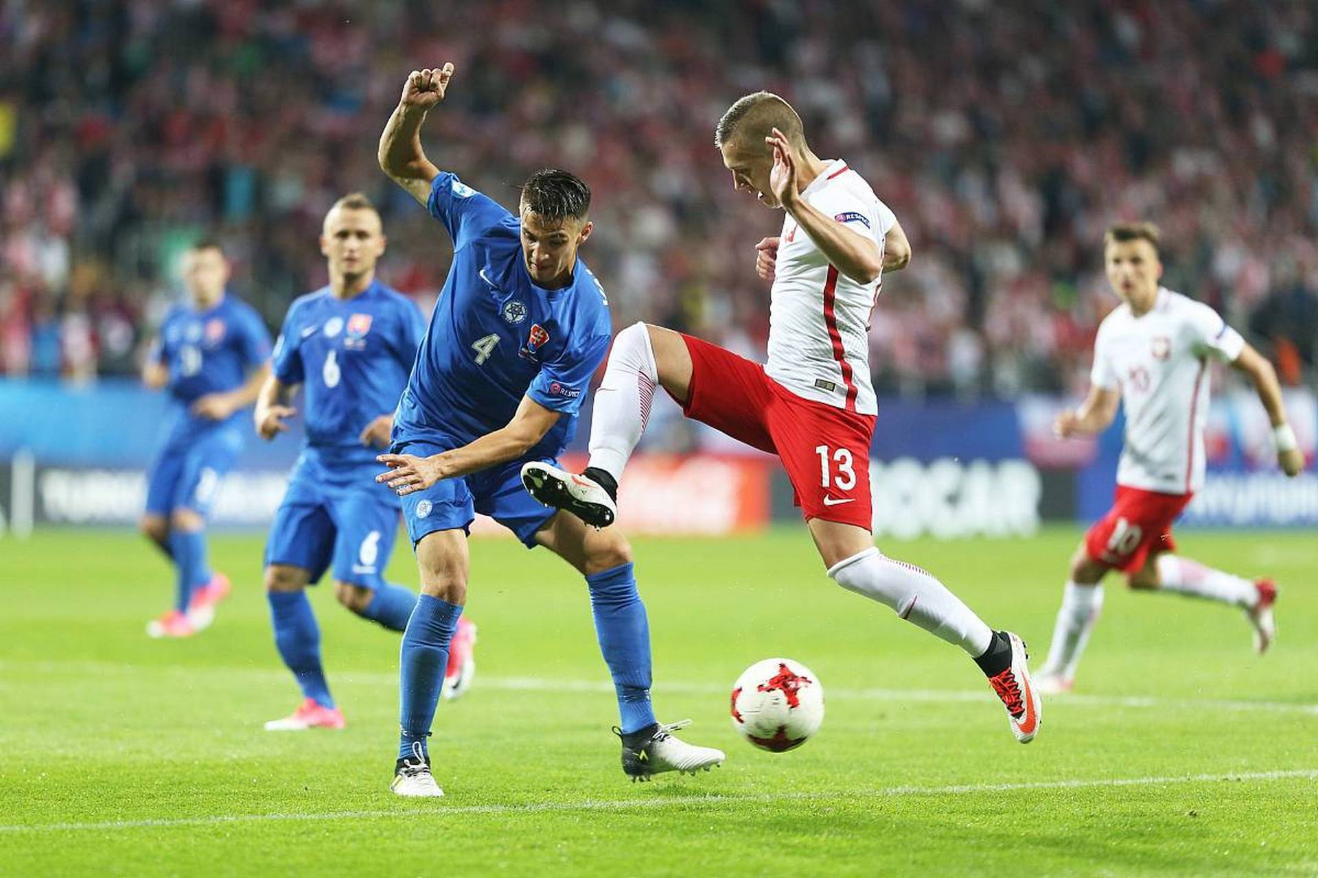 关于阿贾克斯惊险胜利进军欧国联资格赛的信息 关于阿贾克斯惊险胜利进军欧国联资格赛的信息