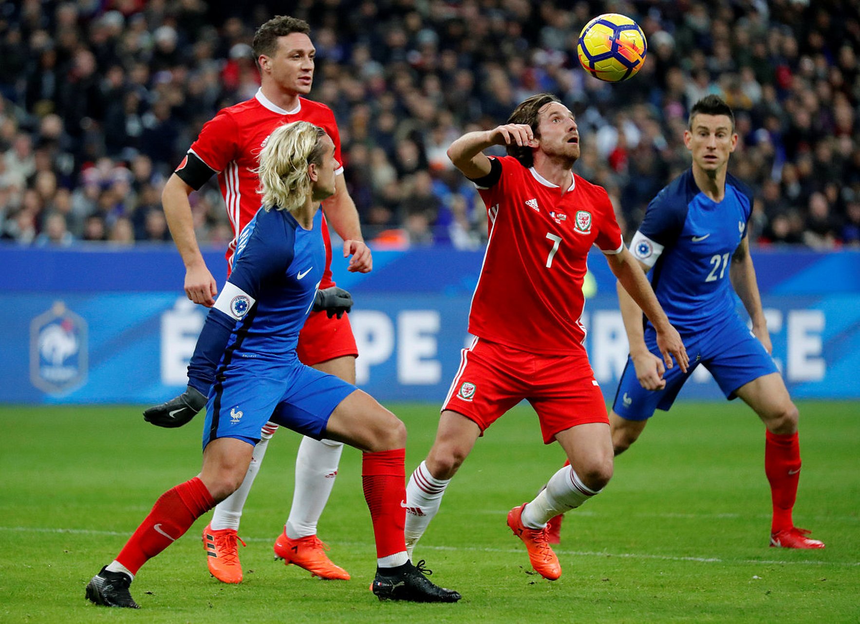 od体育网址-克罗地亚队在欧预赛中惊险获胜，晋级机会大增