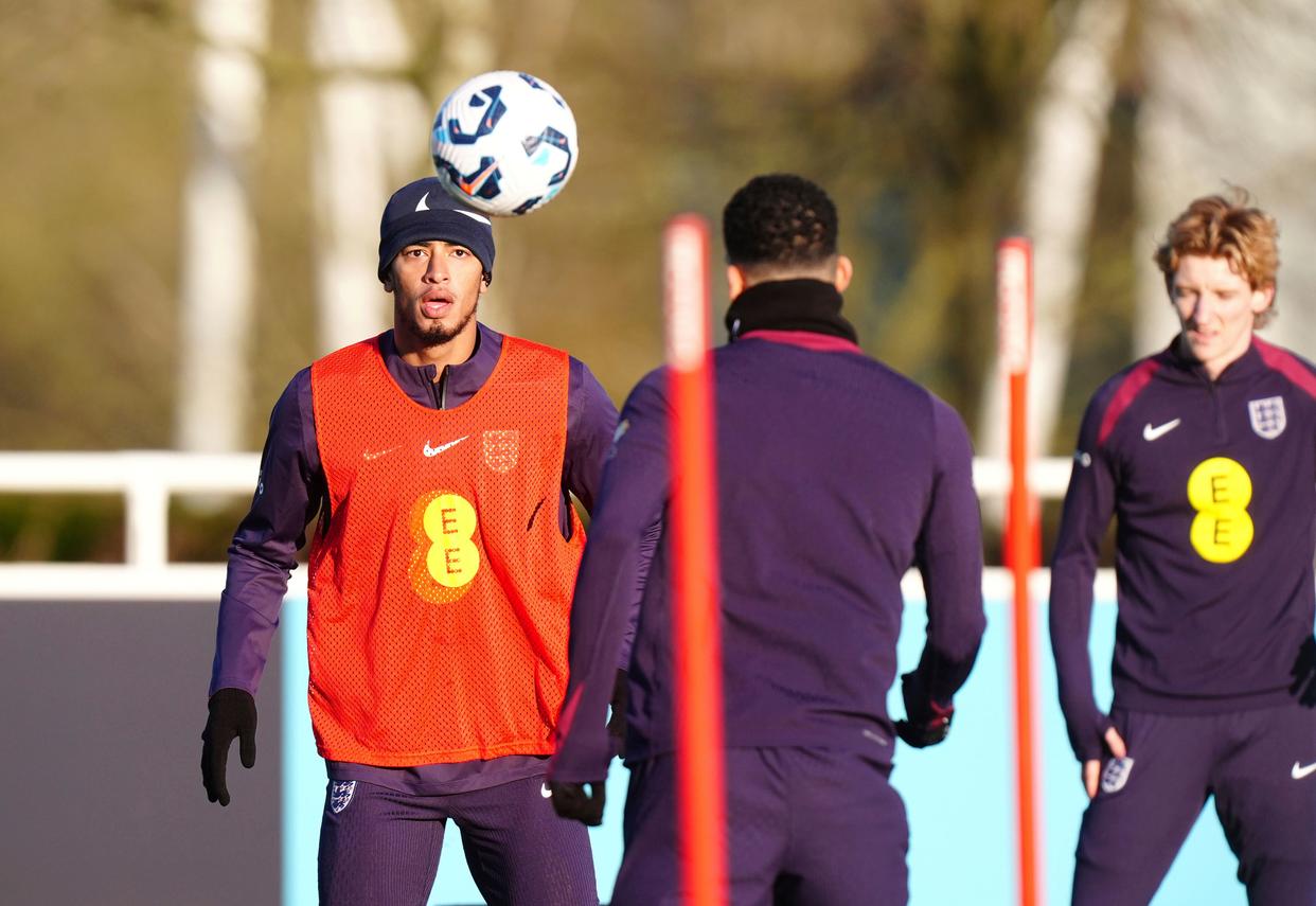 od体育投注-包含英格兰队备战丹麦，全力以赴争取胜利的词条