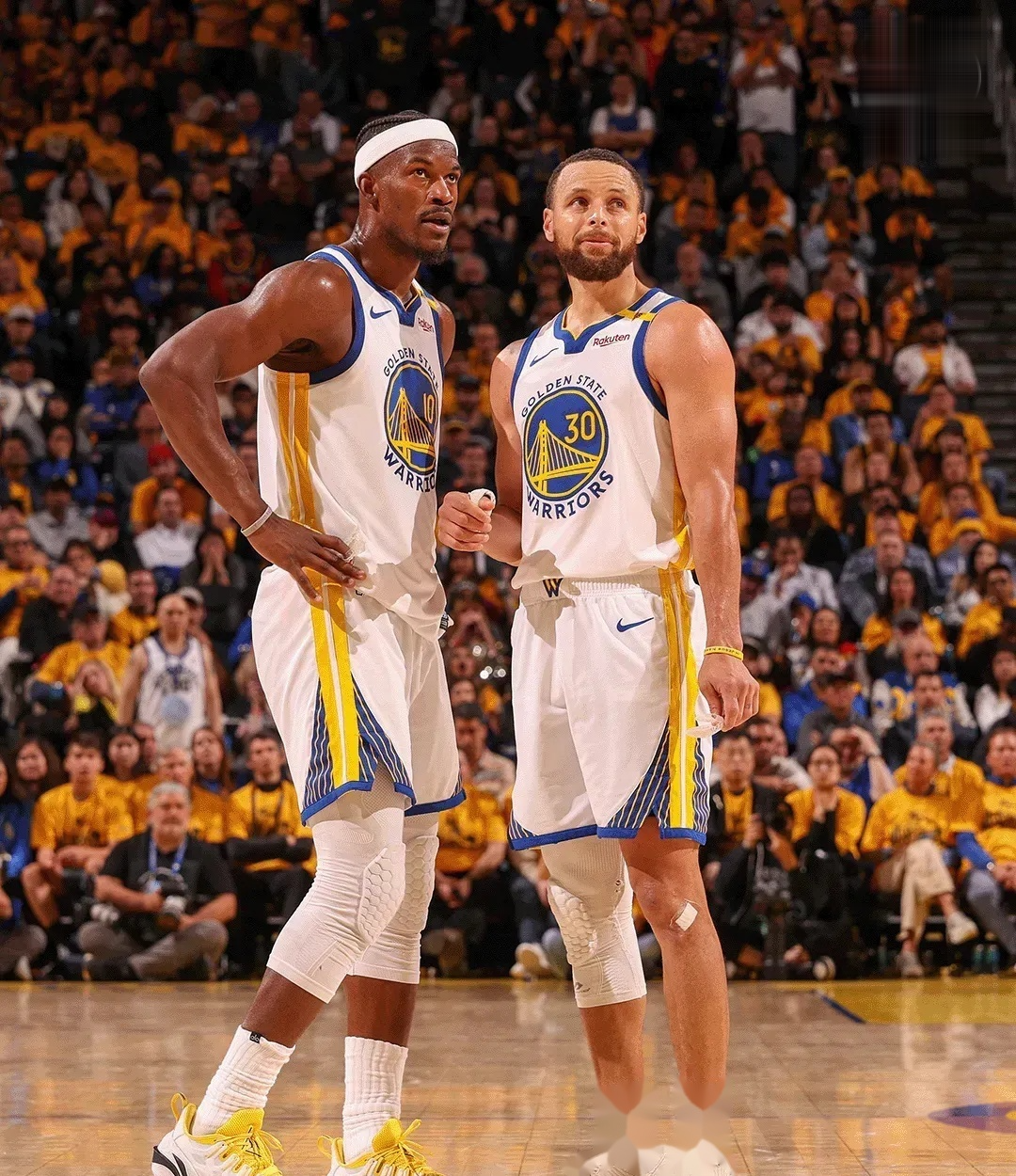 od体育平台-湖人大胜勇士，夺得常规赛首胜