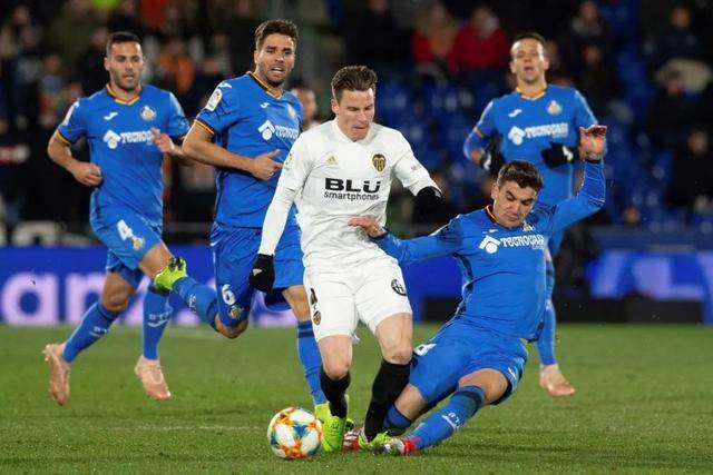 od体育平台-赫塔菲主场击败劲旅，继续领跑积分榜